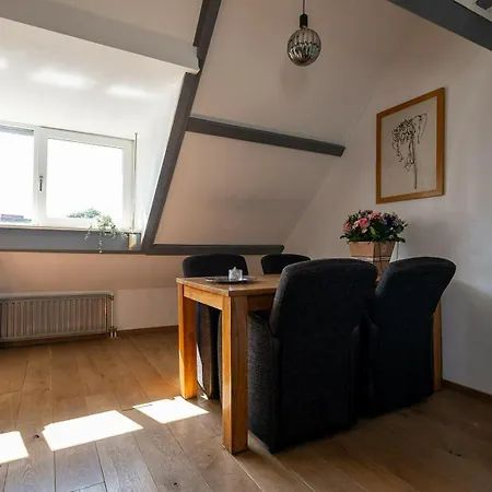 Met Tuin Centrum Apartment