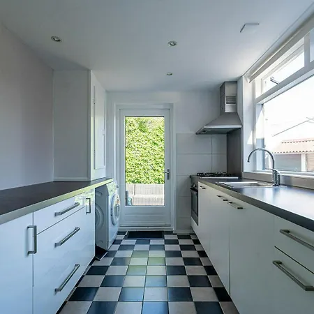 Apartment Met Tuin Centrum *
