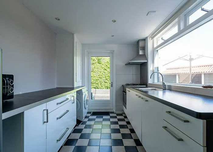 Appartement Met Tuin Centrum *